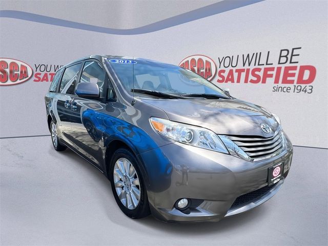 2013 Toyota Sienna XLE