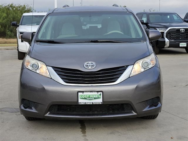 2013 Toyota Sienna LE