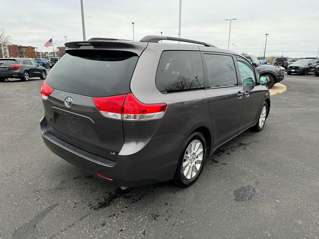 2013 Toyota Sienna LE