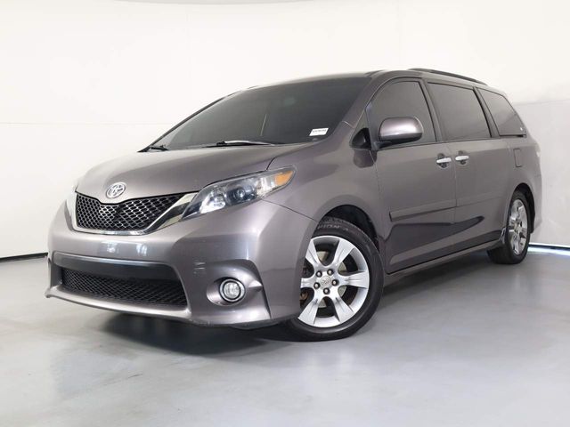 2013 Toyota Sienna SE