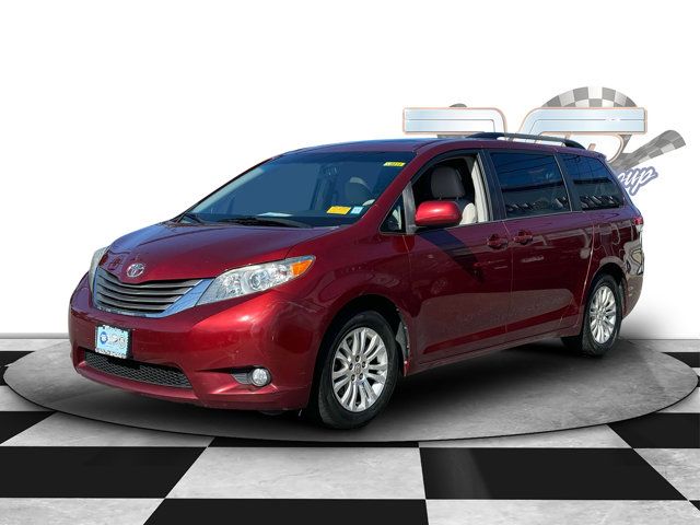 2013 Toyota Sienna 