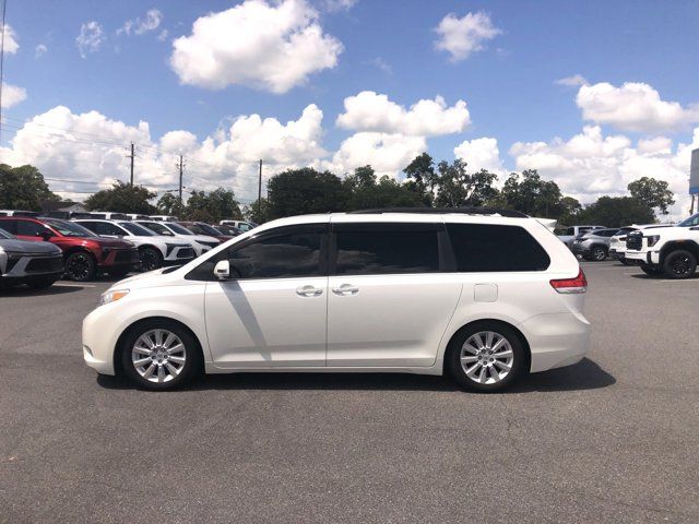 2013 Toyota Sienna 