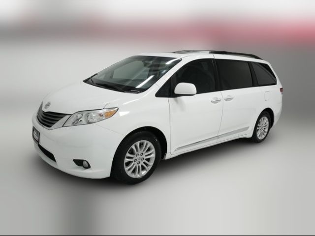 2013 Toyota Sienna 