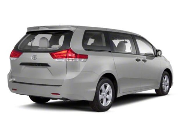 2013 Toyota Sienna XLE