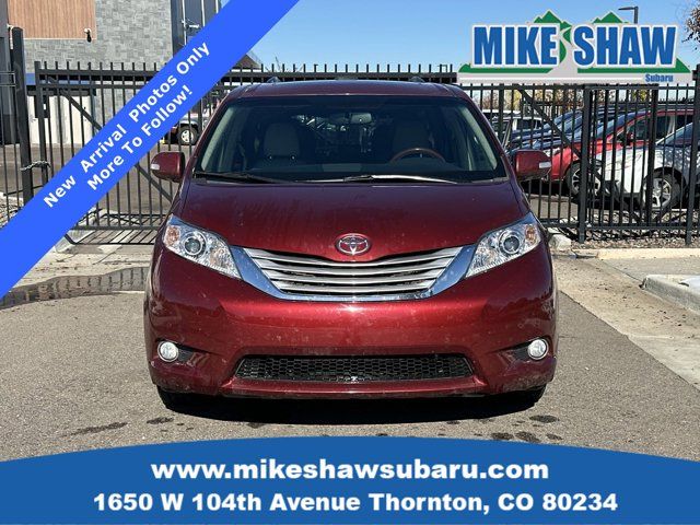 2013 Toyota Sienna XLE