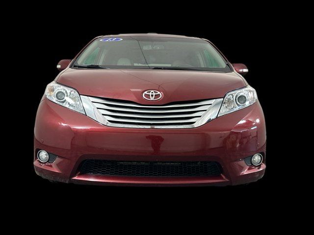 2013 Toyota Sienna XLE