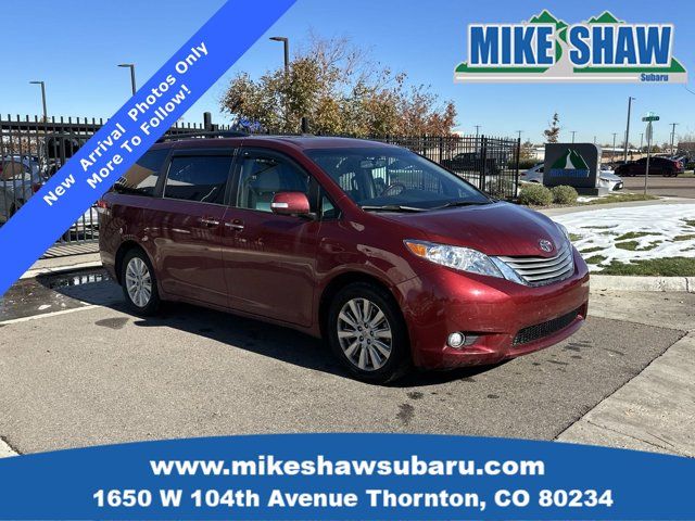 2013 Toyota Sienna XLE