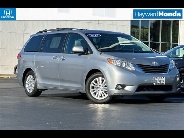 2013 Toyota Sienna XLE