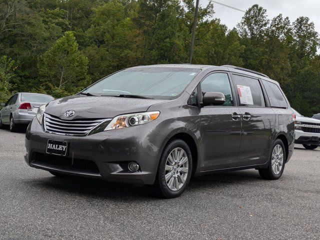 2013 Toyota Sienna XLE