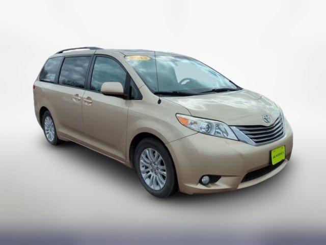2013 Toyota Sienna XLE