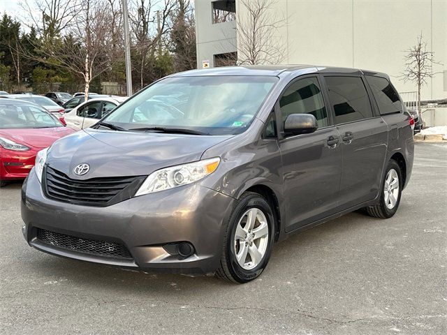 2013 Toyota Sienna L