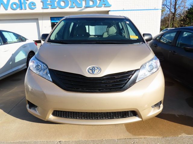 2013 Toyota Sienna L