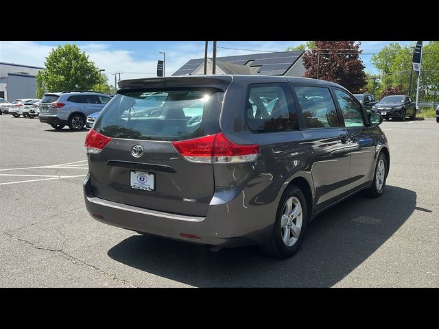 2013 Toyota Sienna L