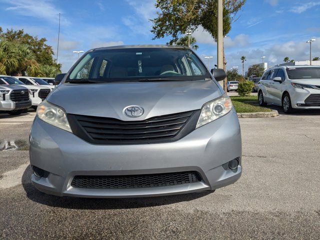 2013 Toyota Sienna L