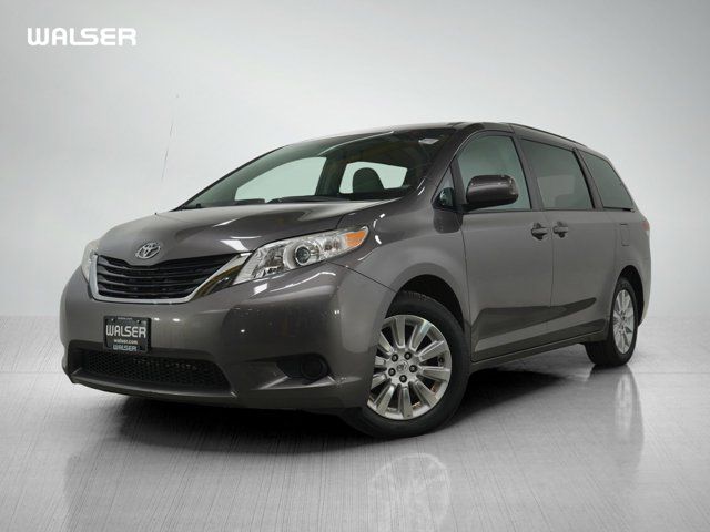 2013 Toyota Sienna LE