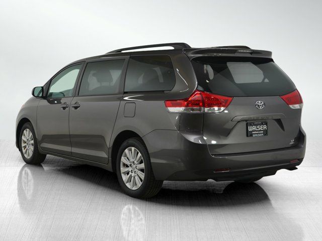 2013 Toyota Sienna LE