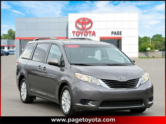 2013 Toyota Sienna LE