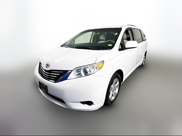 2013 Toyota Sienna LE