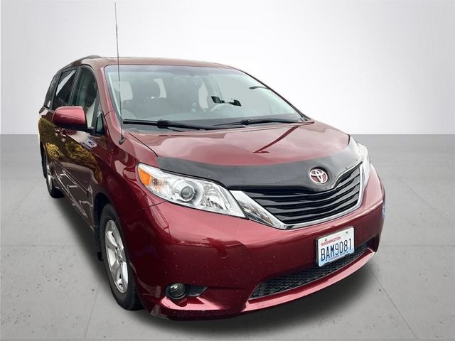 2013 Toyota Sienna 