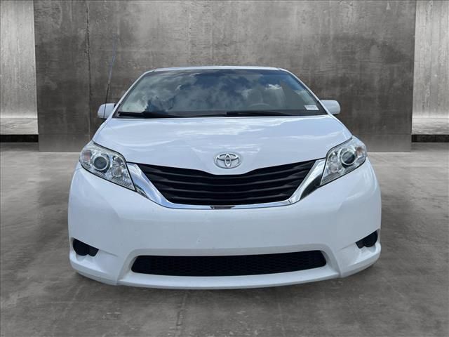 2013 Toyota Sienna LE