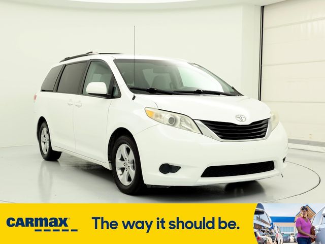 2013 Toyota Sienna LE