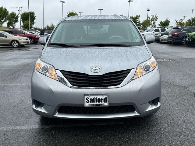 2013 Toyota Sienna LE