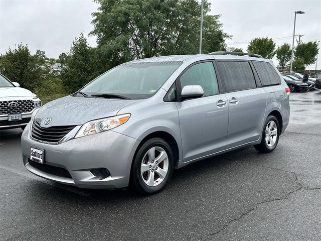 2013 Toyota Sienna LE