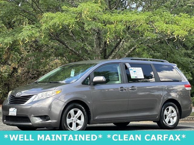 2013 Toyota Sienna LE