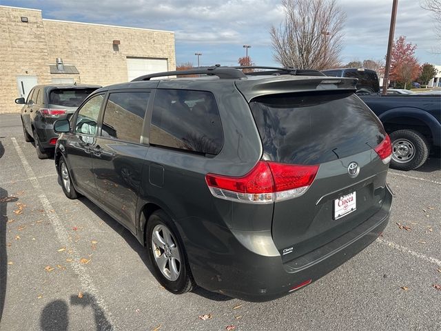 2013 Toyota Sienna LE