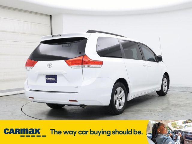 2013 Toyota Sienna LE
