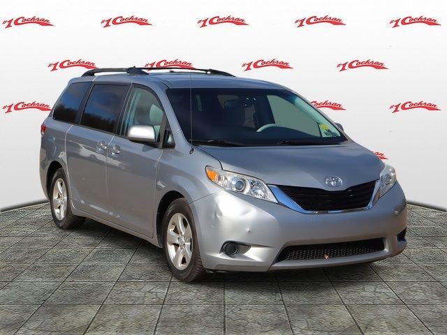 2013 Toyota Sienna LE