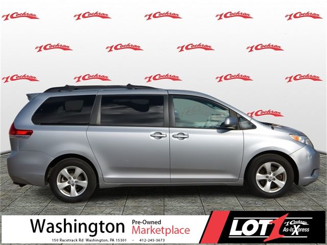 2013 Toyota Sienna LE