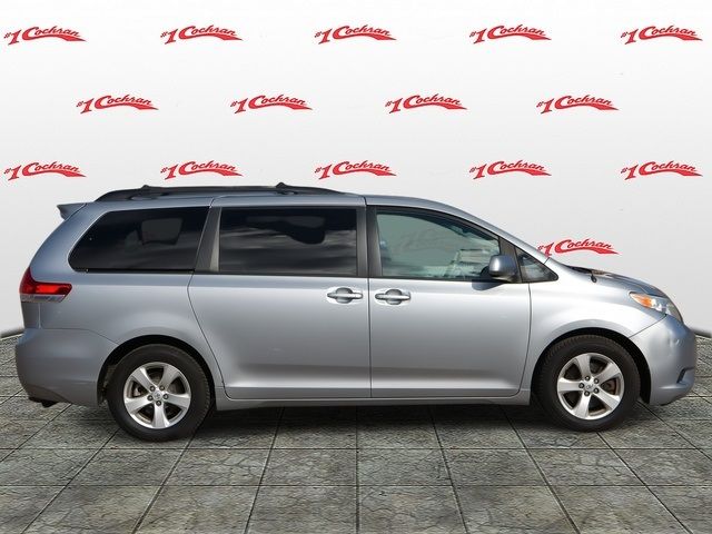 2013 Toyota Sienna LE