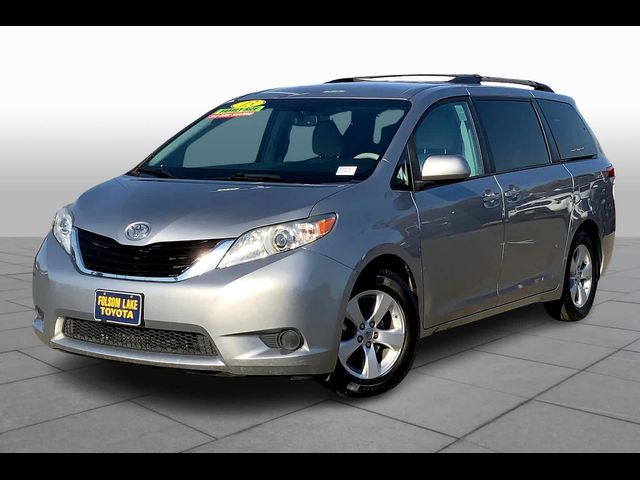 2013 Toyota Sienna LE