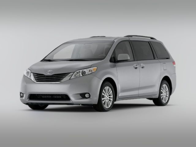 2013 Toyota Sienna LE