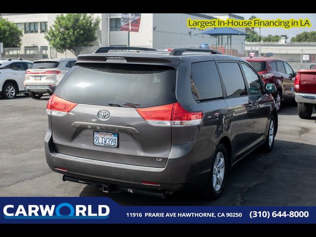 2013 Toyota Sienna LE