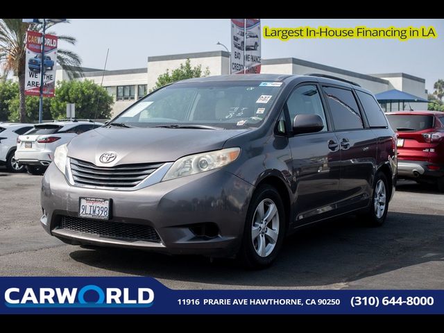 2013 Toyota Sienna LE