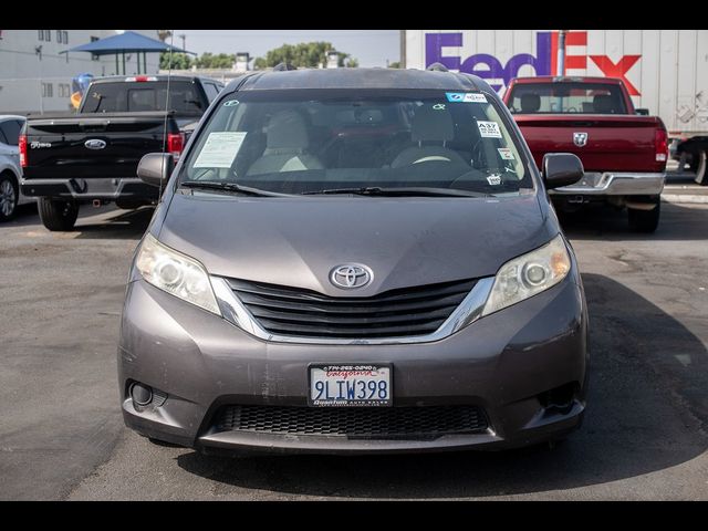 2013 Toyota Sienna LE