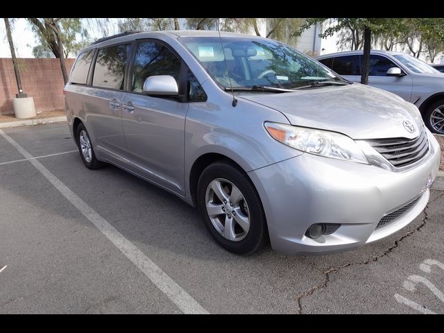 2013 Toyota Sienna LE