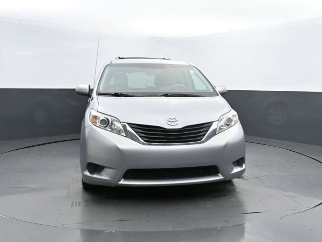 2013 Toyota Sienna LE