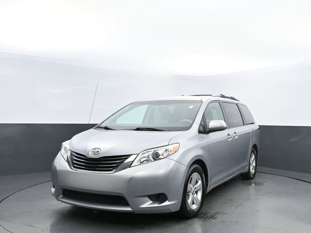 2013 Toyota Sienna LE