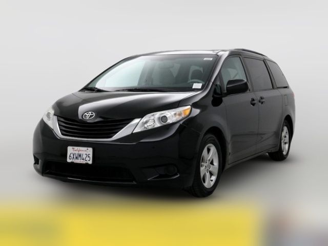 2013 Toyota Sienna LE