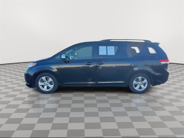 2013 Toyota Sienna LE