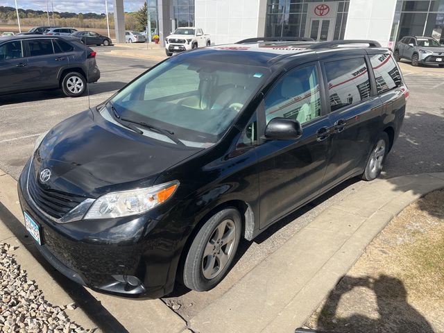 2013 Toyota Sienna 