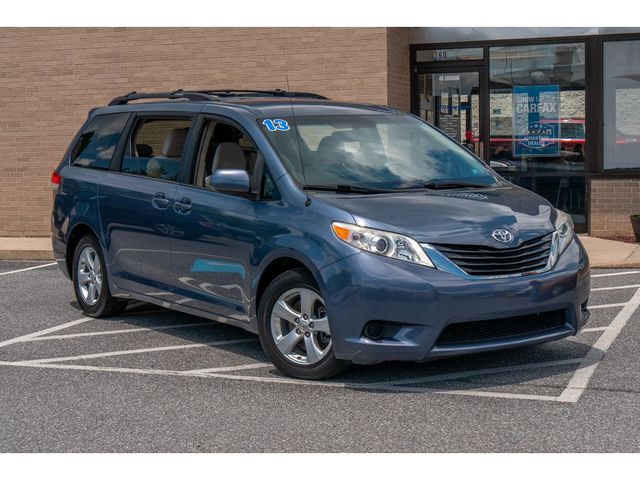 2013 Toyota Sienna LE