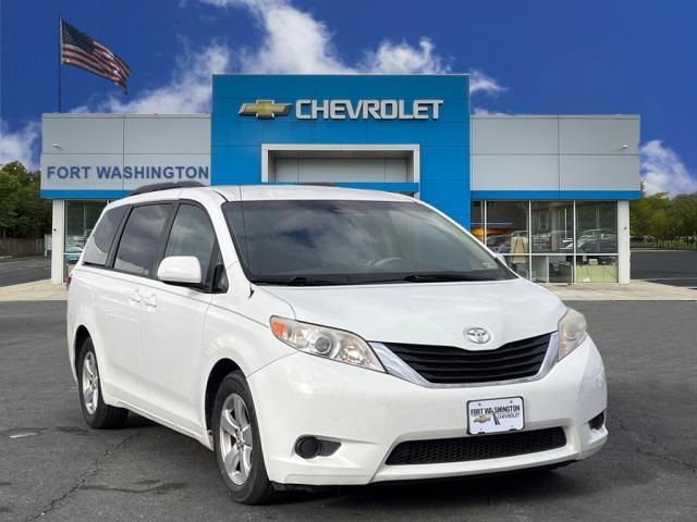 2013 Toyota Sienna LE