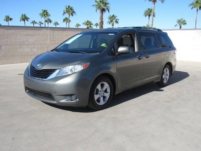 2013 Toyota Sienna LE