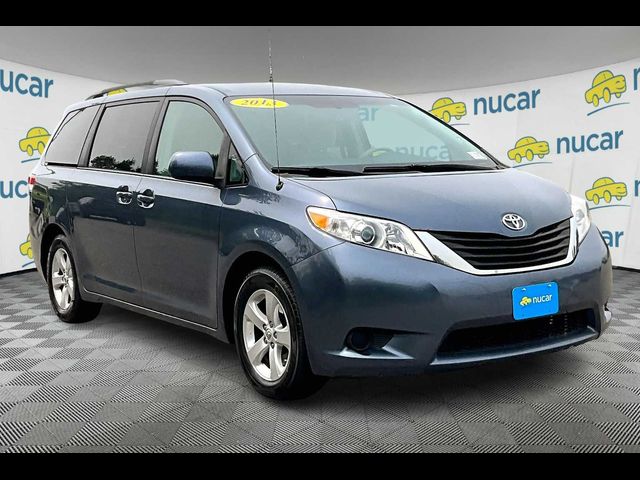 2013 Toyota Sienna LE