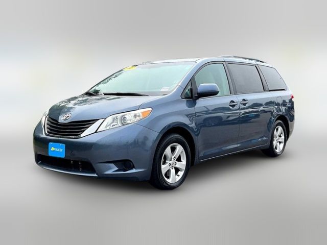 2013 Toyota Sienna LE