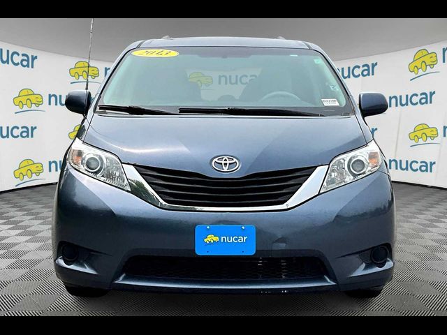 2013 Toyota Sienna LE